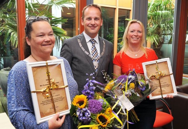 Sliedrechts Compliment voor Esther Nugter en Amy van Stralen