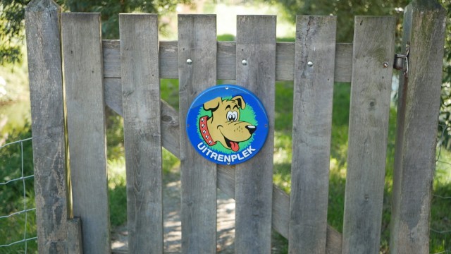 Honden uitrenplek bord