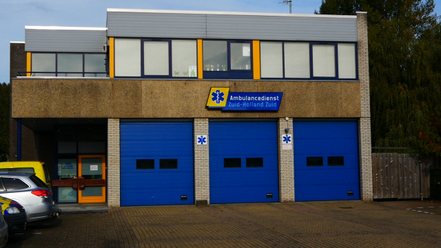 ambulancepost