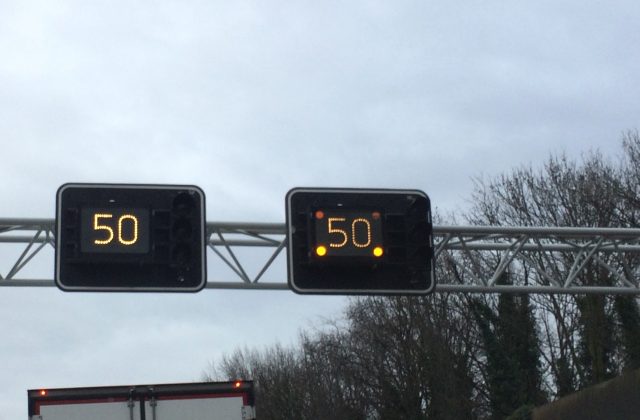 matrixborden snelweg 50km