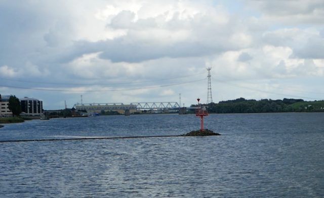 baanhoekbrug rivier beneden-merwede