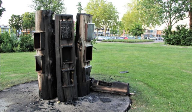 brand-boekenboom-zwijndrecht