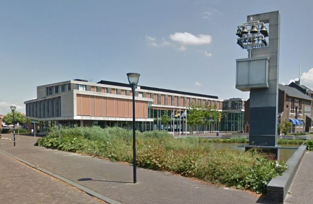 gemeentehuis-zwijndrecht-raadhuisplein-beiaard