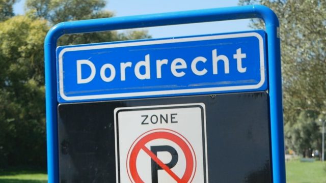 Plaatsnaambord-Dordrecht