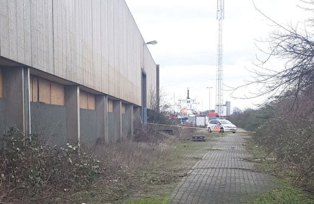 mogelijke kabeldiefstal bij leegstaand pand in Zwijndrecht
