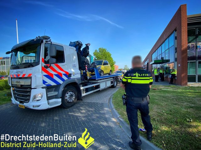 autos in beslag genomen en aanhoudingen ondermijningsonderzoek