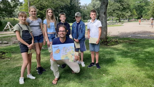 Dordtse Kinderen presenteren kindvriendelijke kaart van Dordrecht