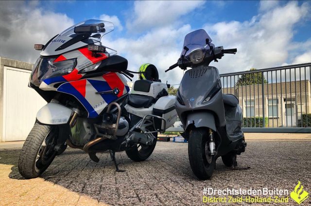 15-jarige snorfietser aangehouden na achtervolging door Alblasserdam en Papendrecht