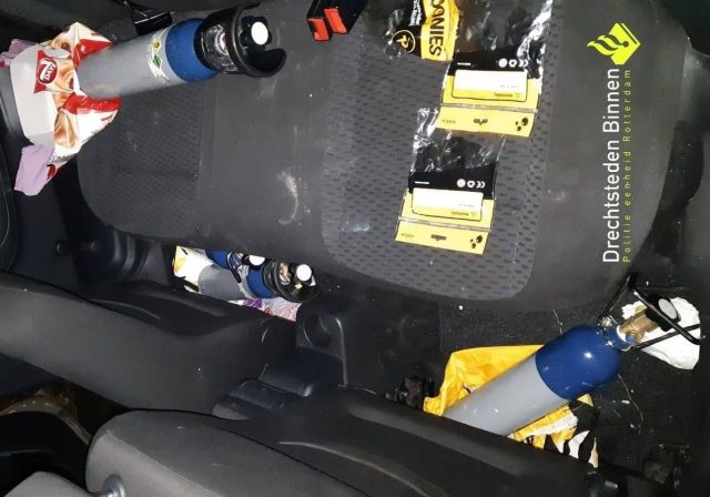 Automobilist aangehouden na vondst cilinders lachgas en harddrugs in Dordrecht